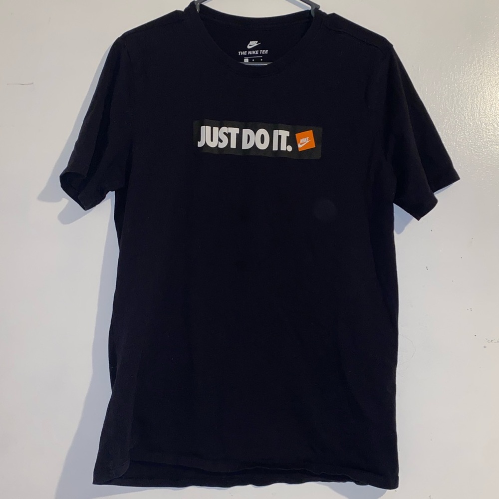 Nike Tee